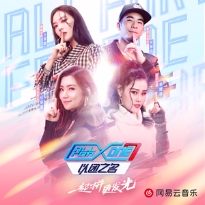 男模同志露屁股
